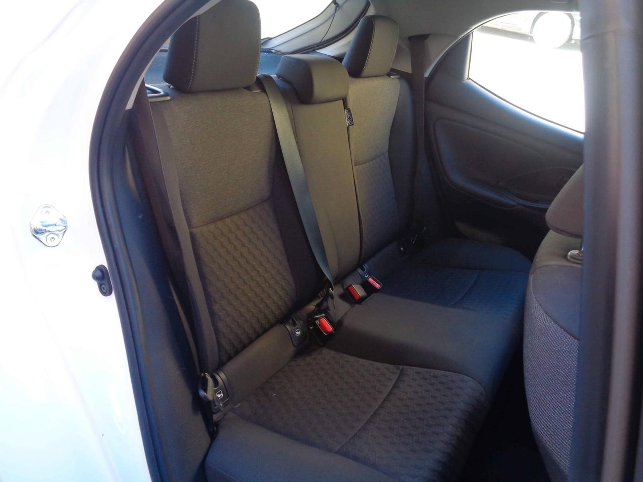 Toyota Yaris 1.5 Hybrid Trend (Finanziabile)