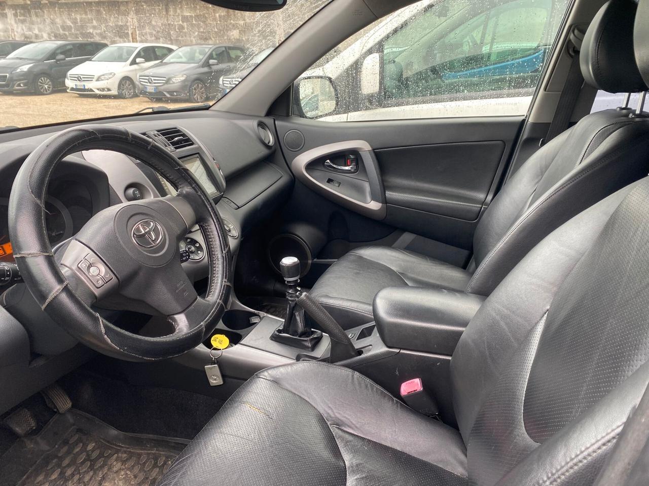 Toyota RAV 4 RAV4 2.2 D-4D 136 CV DPF Luxury