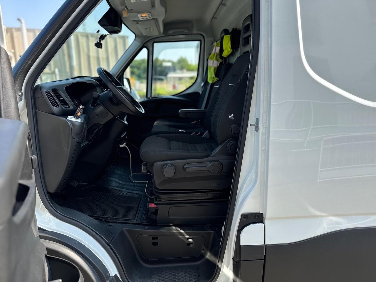 Iveco Daily 35S #6611