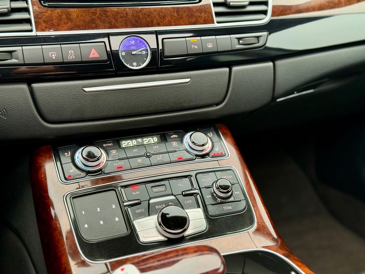 Audi A8 4.2 V8 TDI quattro tiptronic 150’000KM