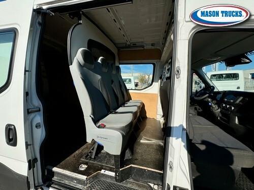 IVECO DAILY 35c140 furgone 7 posti, 2021, km 65.000