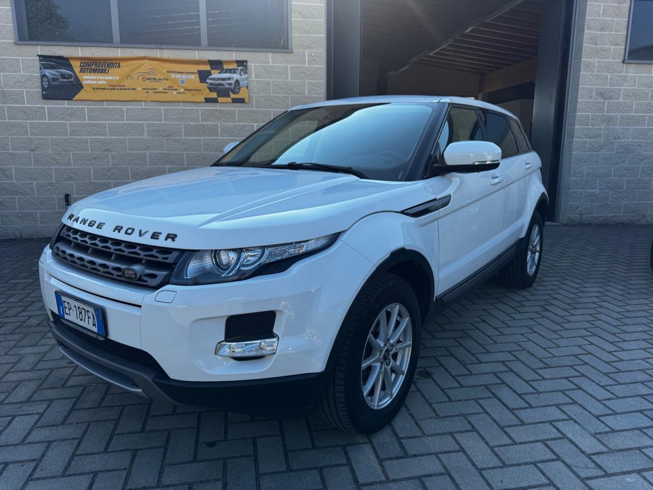Land Rover Range Rover Evoque Range Rover Evoque 2.2 TD4 5p. Pure