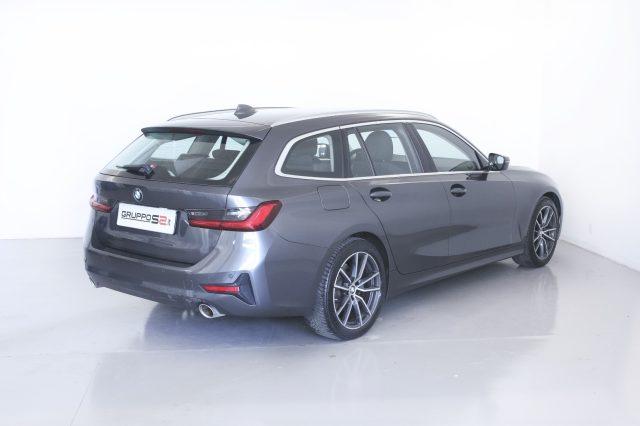 BMW 320 d 48V xDrive Touring Advantage Cerchi 18''/CarPlay