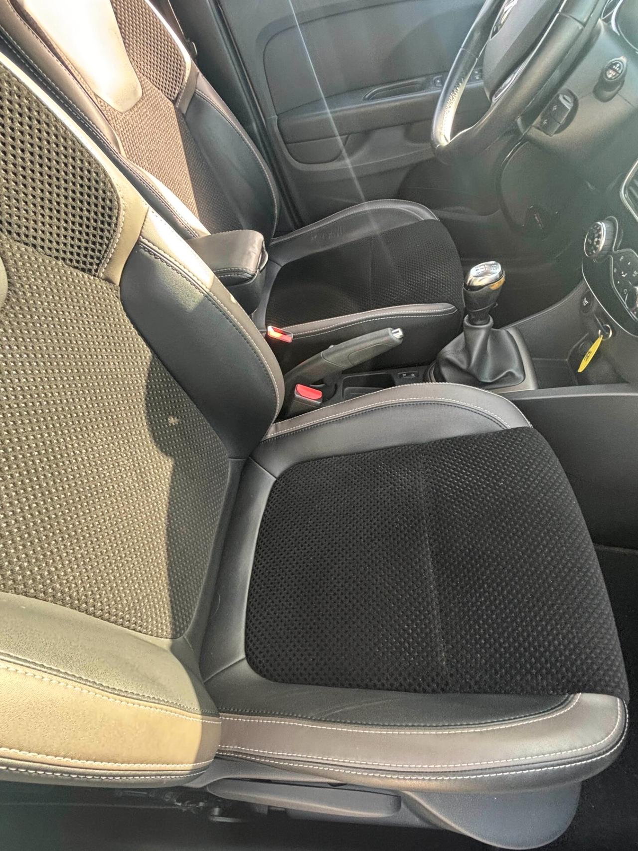 Renault Clio dCi 8V 90CV EDC Start&Stop 5 porte Energy Intens