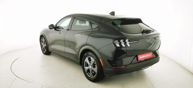 FORD Mustang Mach-E Standard Range 269 CV rwd (430 km di autonomia)