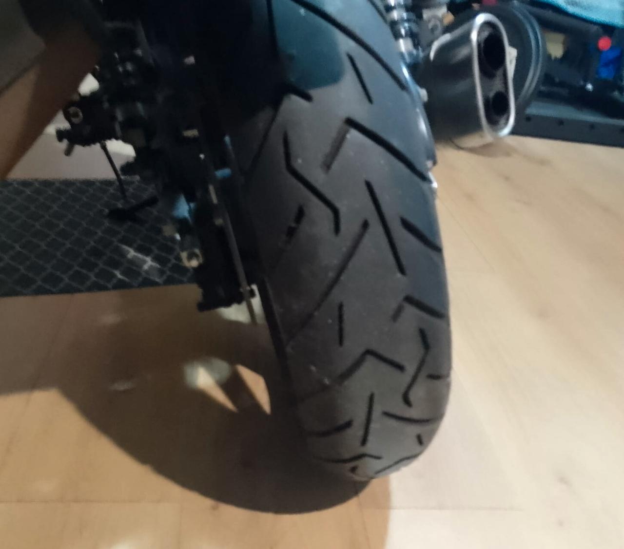 Triumph Bonneville SE