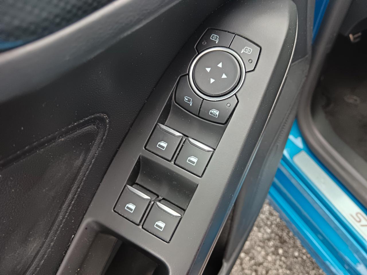 Ford Focus 1.5 ECOBLUE 120CV ST LINE FULL OPT