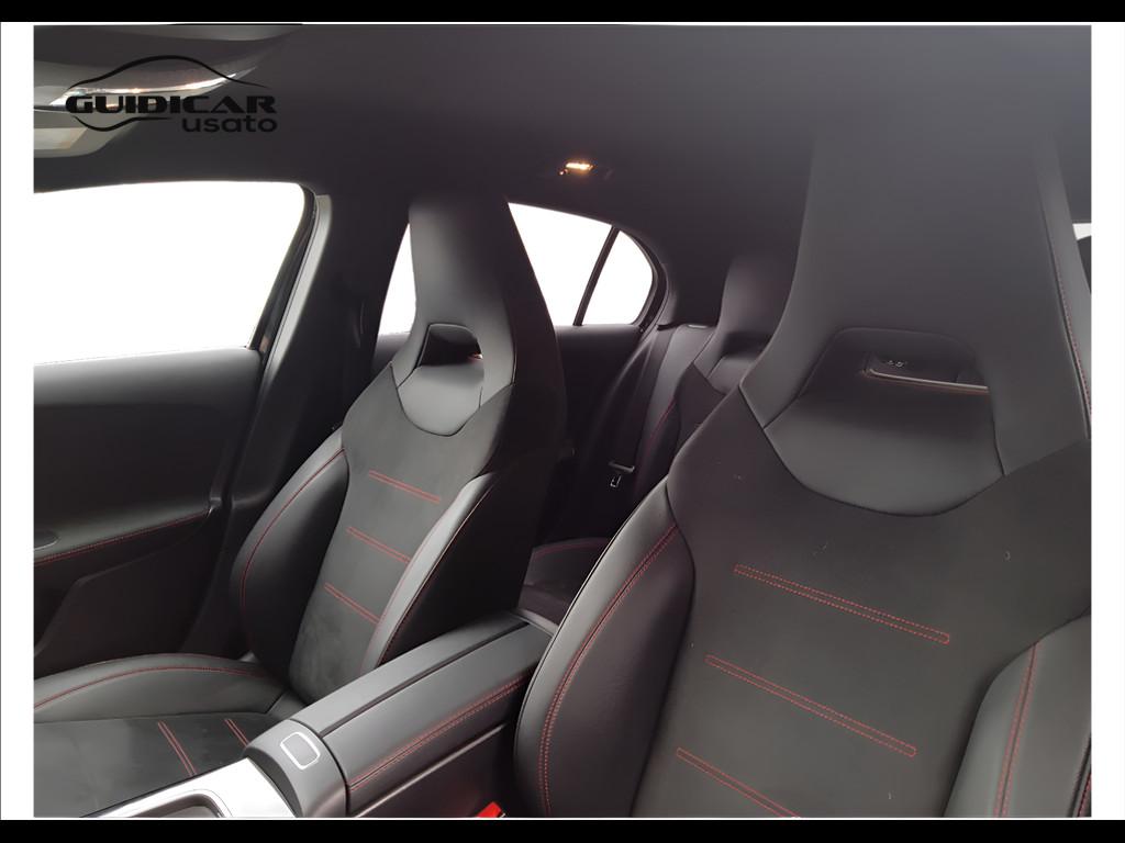 Mercedes-Benz Classe A - W177 2023 - A 180 d AMG Line Advanced Plus auto