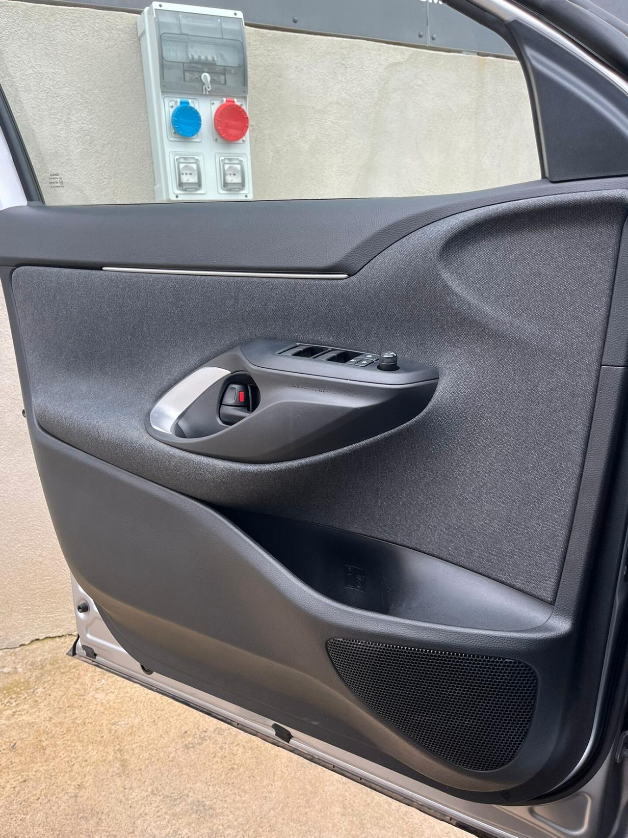 Toyota Yaris Cross 1.5 Hybrid 5p. E-CVT Business