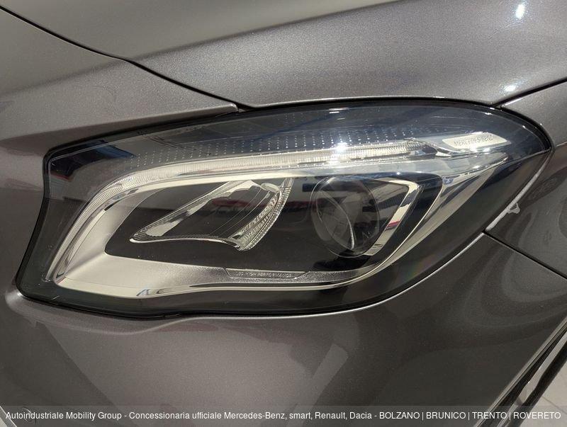 Mercedes-Benz GLA 220 d AUTOMATIC 4MATIC SPORT
