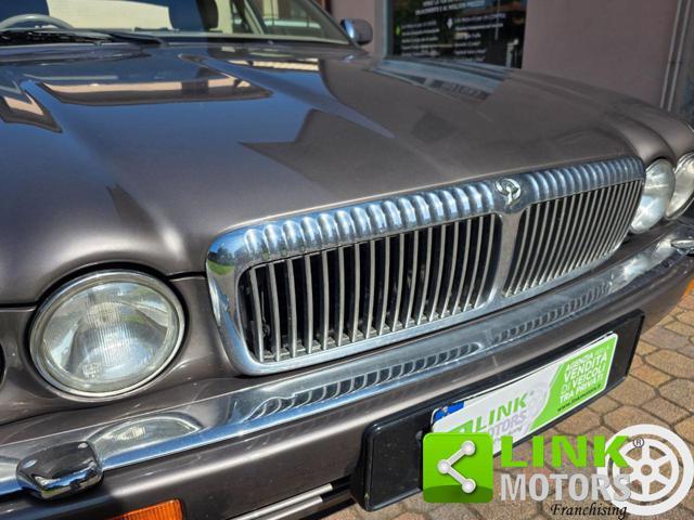 DAIMLER Six LWB 4.0L GUIDA A DESTRA