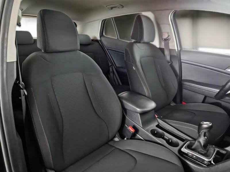 Kia Sportage 1.6 CRDI 136 CV 2WD Mild Hybrid Business Class