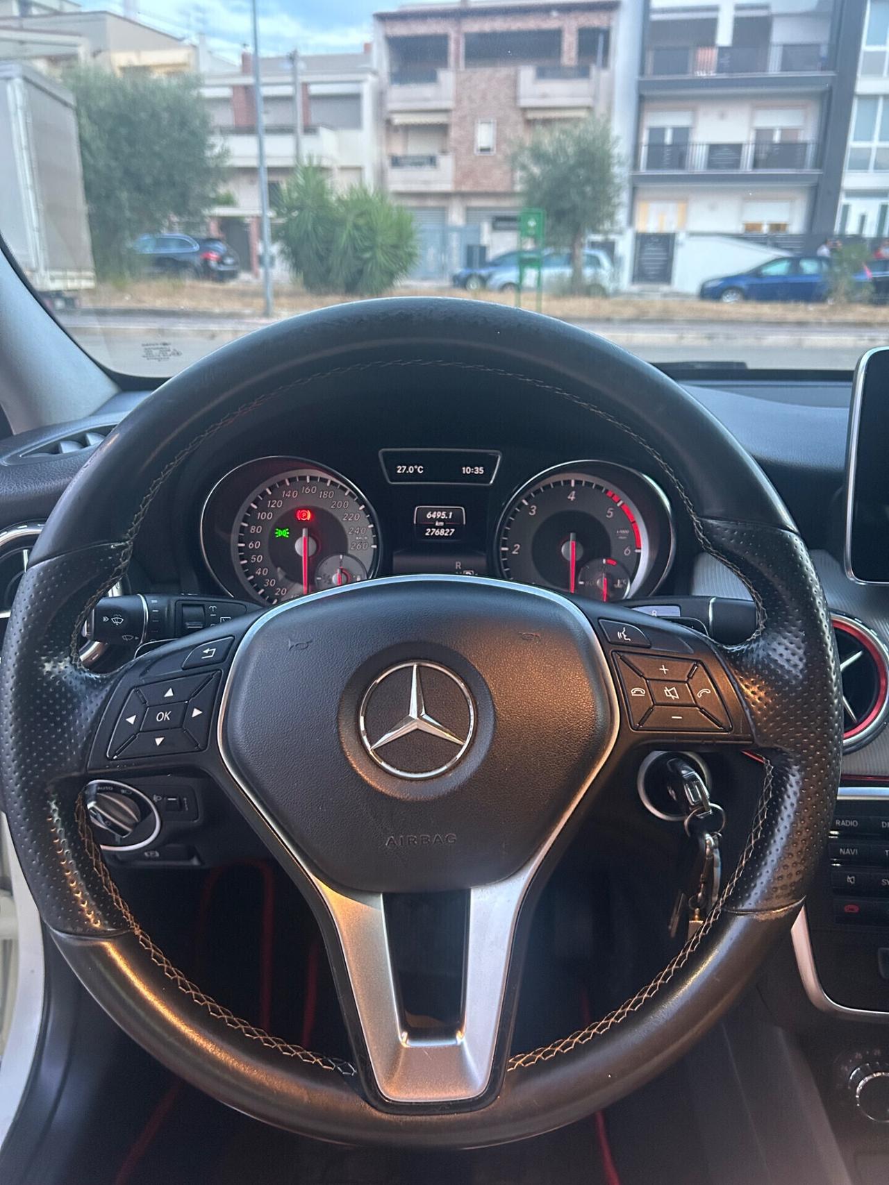 MERCEDES BENZ GLA SPORT