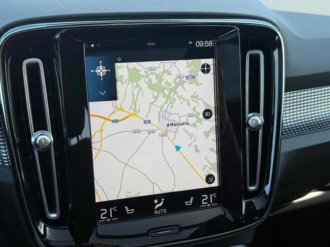 XC40 T5 Recharge Hybrid 262cv *Tetto *Gancio Traino