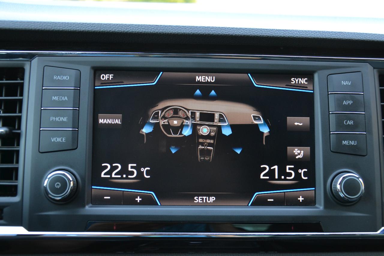 Seat Ateca 1.6 TDI DSG XCELLENCE **LLED-NAV-PDC**PREZZO VERO*