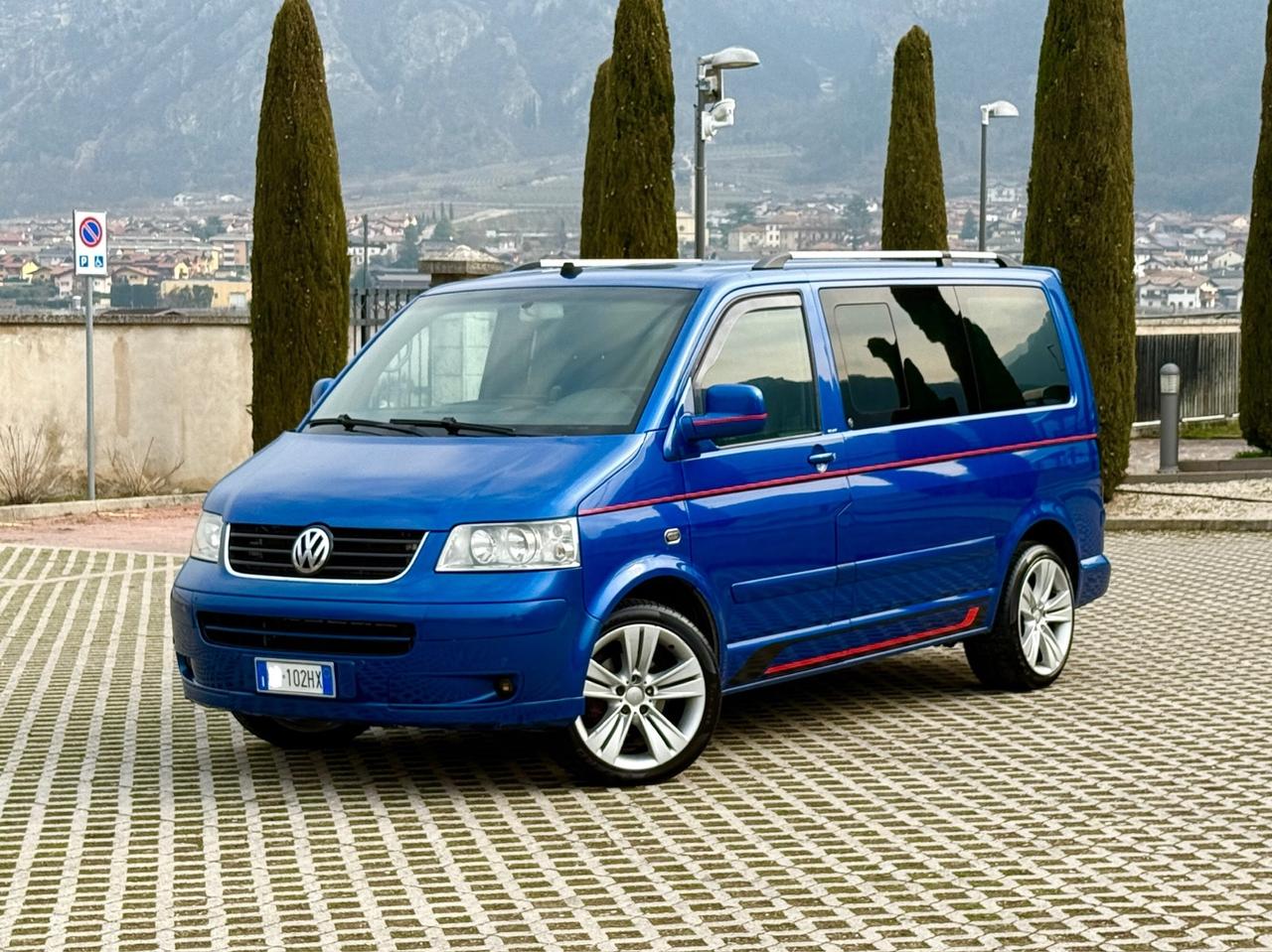 Multivan 2.5 TDI/174CV !!! MOTORE NUOVO !!! 7 posti Autom