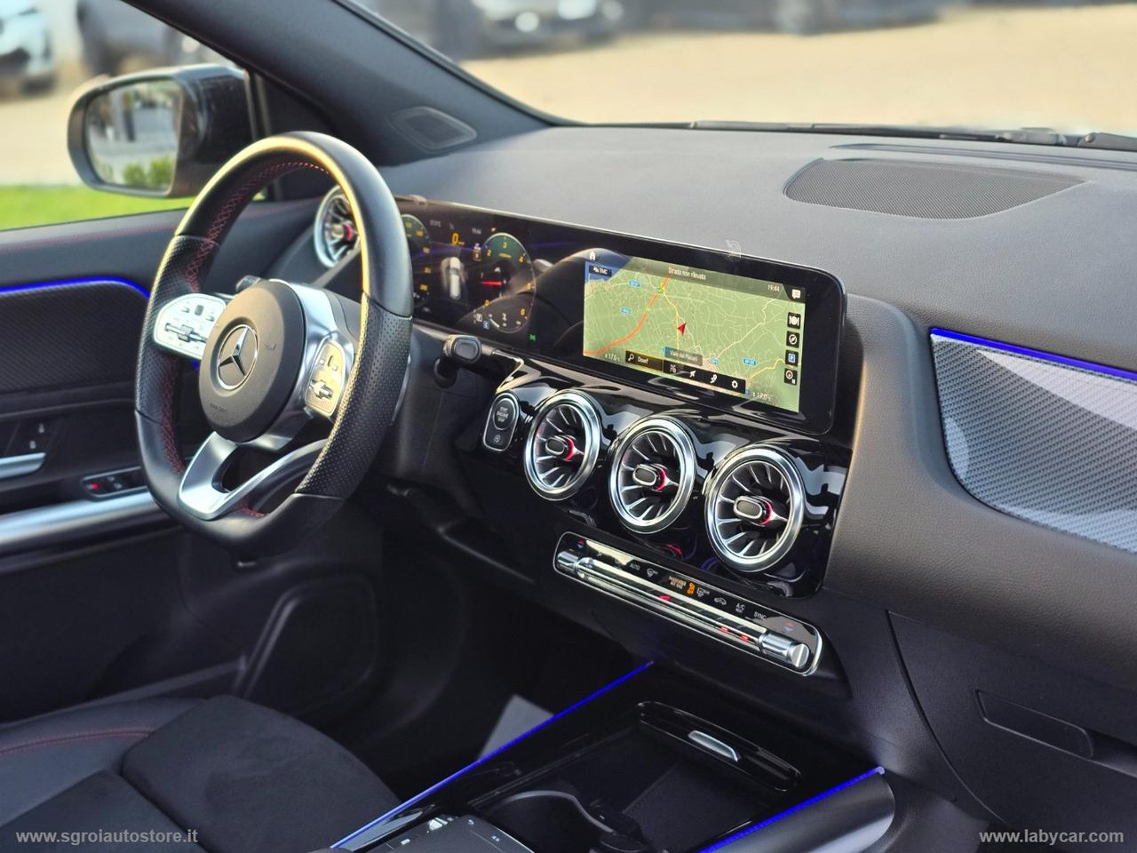 MERCEDES-BENZ GLA 180 d Automatic Premium TETTUCCIO