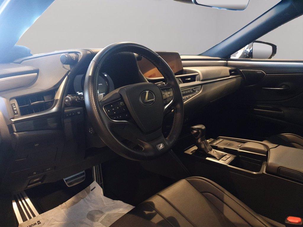 LEXUS Es 300h 2.5 executive cvt del 2020