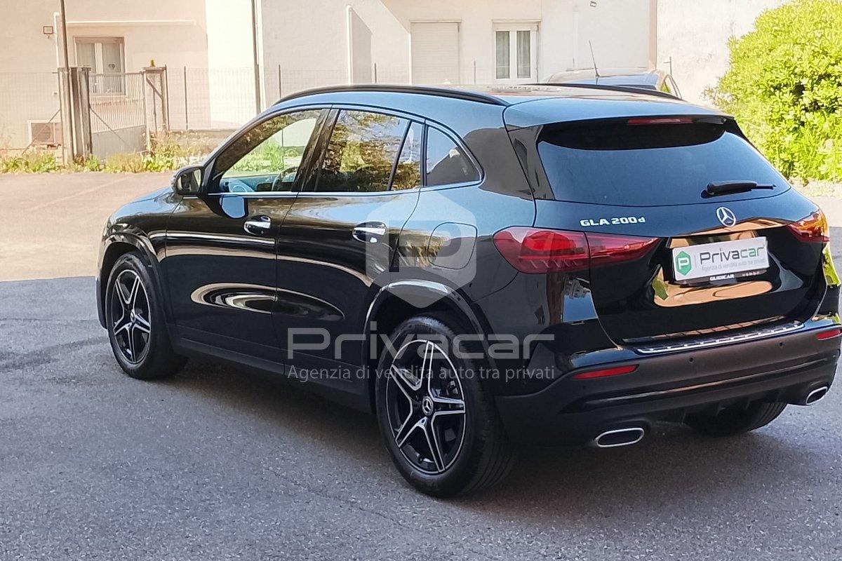 MERCEDES GLA 200 d Automatic AMG Line Premium