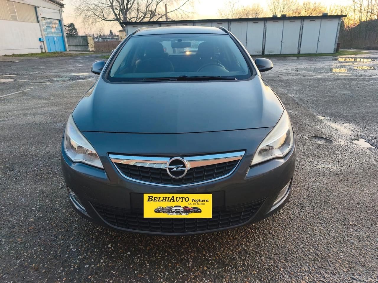 Opel Astra Sw 2012----1.4 Benzina GPL