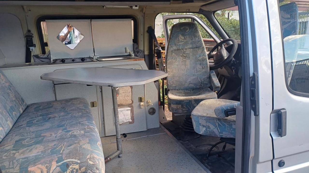 Ford Transit Reimo