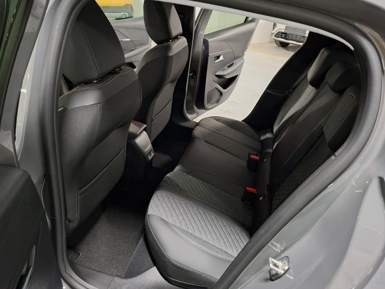 Peugeot 208 1200 PureTech 101CV Allure 5 Porte Km. 0