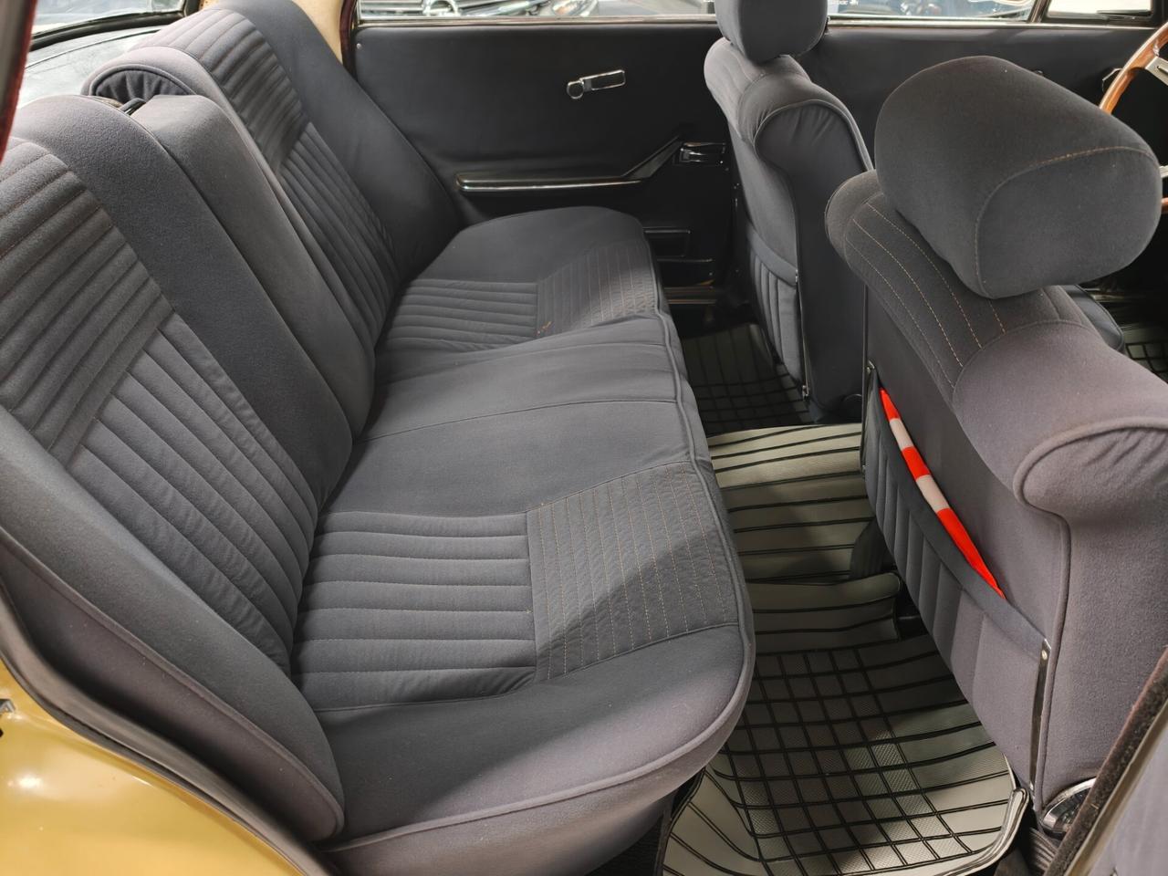 Alfa Romeo 2000 berlina