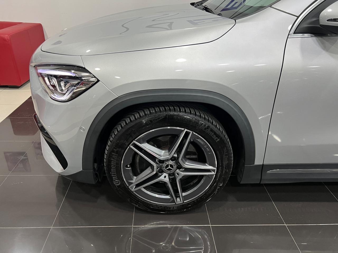 Mercedes Benz GLA 200d Aut. Premium AMG 150 cv