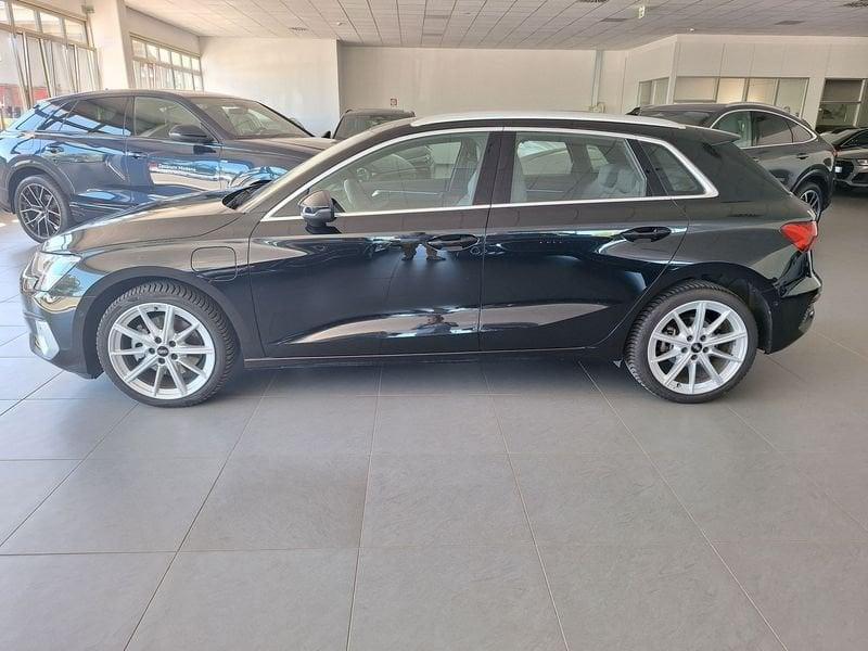 Audi A3 A3 SPB 40 TFSI e S tronic Business Advanced