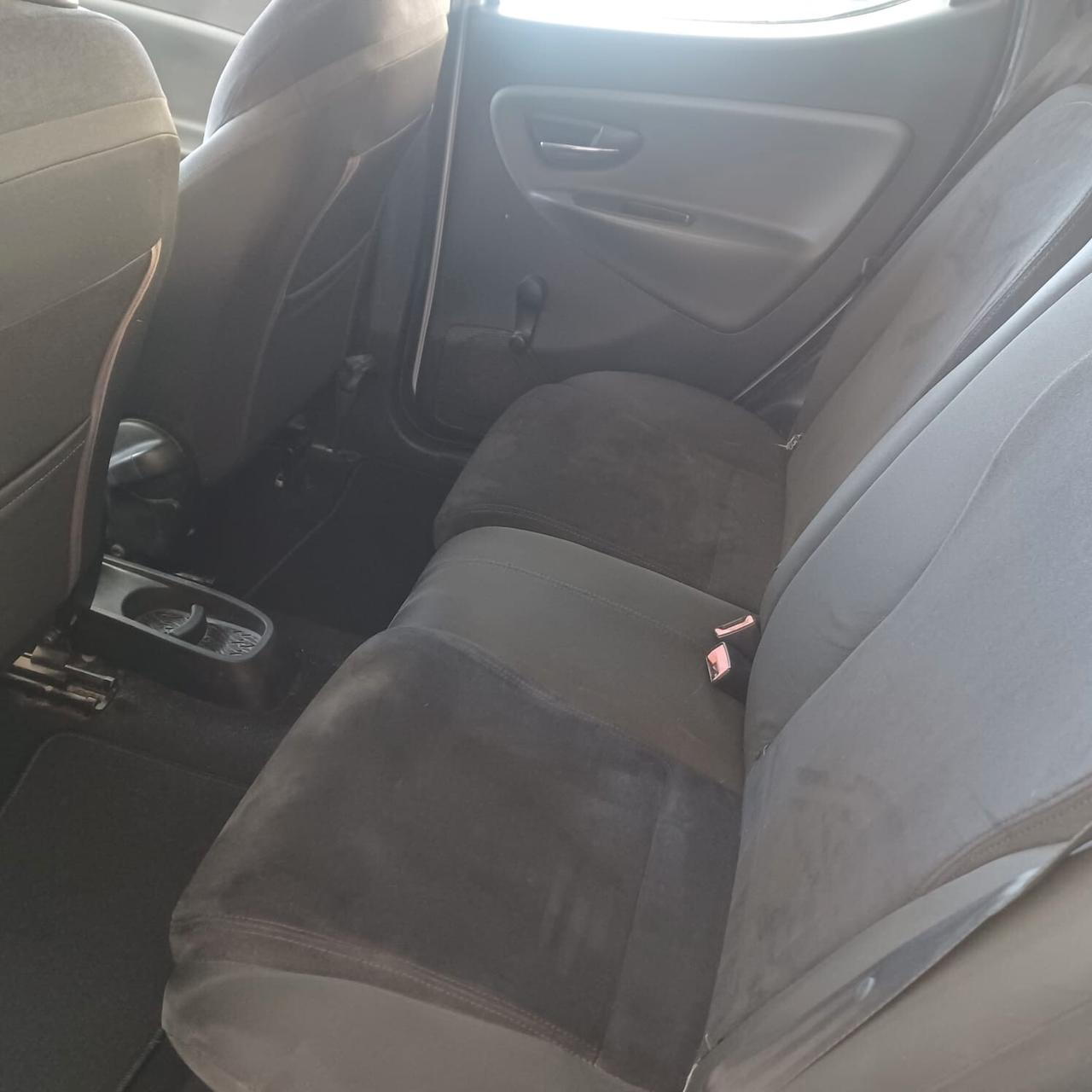 DISTRIBUZIONE FATTA NEOPATENTATI YPSILON 1.2