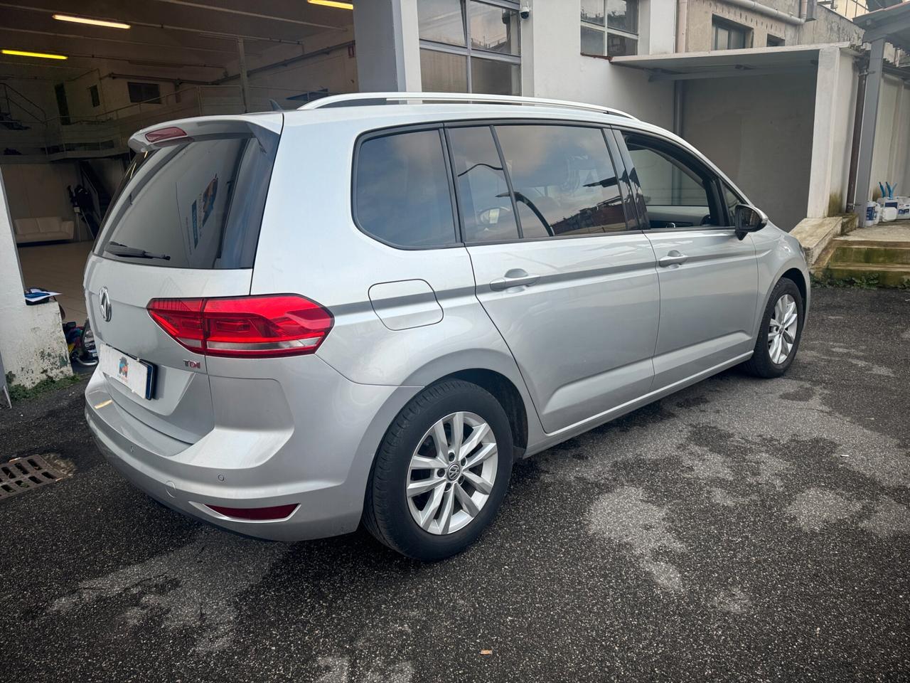 VOLKSWAGEN Touran 1.6 TDI 115 CV Comfortline BlueMotion 7 POSTI
