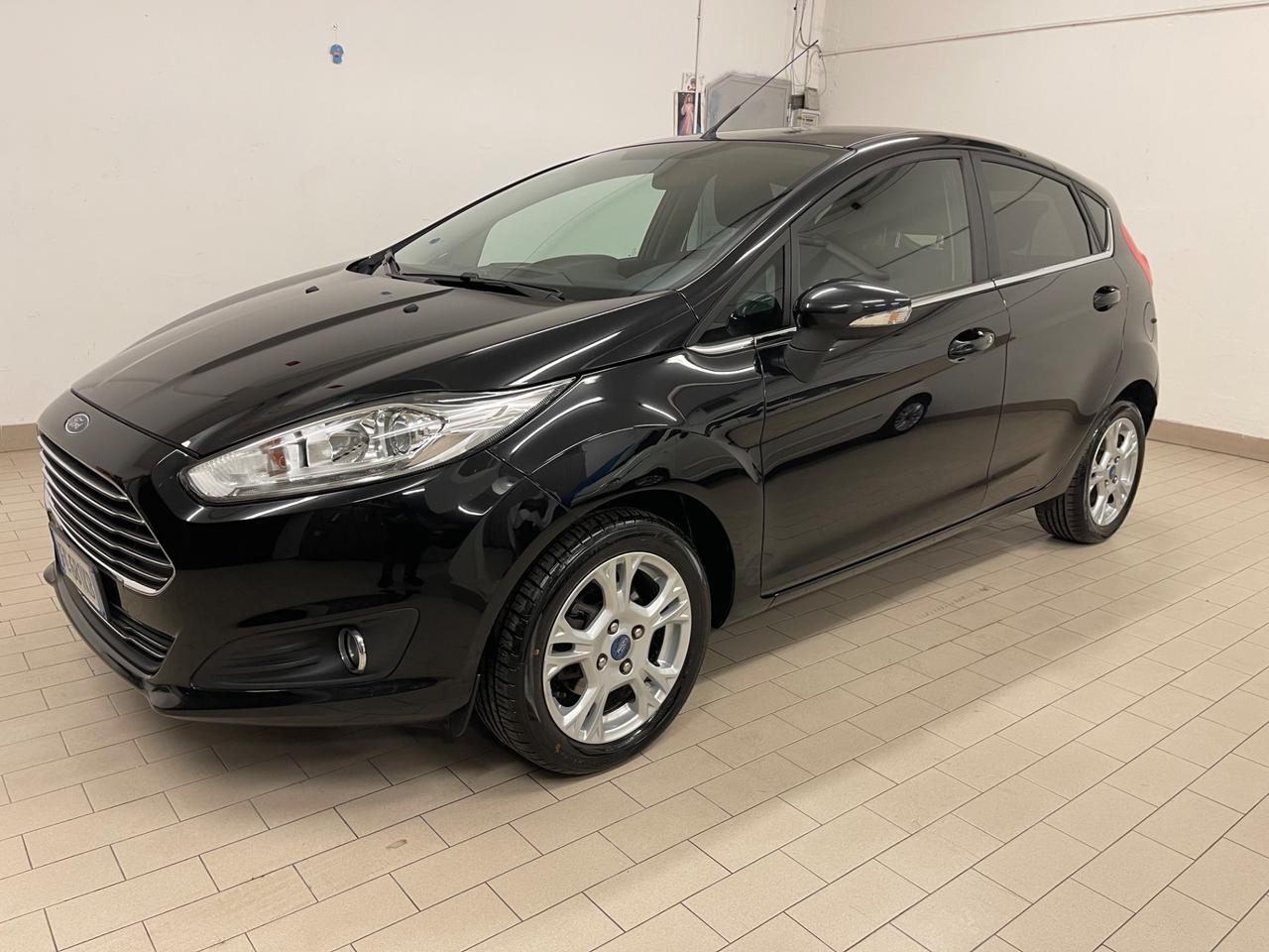 Ford Fiesta 1.4 5p. Bz.- GPL Titanium