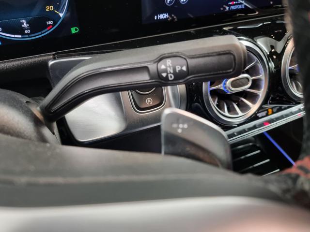 MERCEDES-BENZ GLB 250 Automatic 4Matic Premium Pack AMG