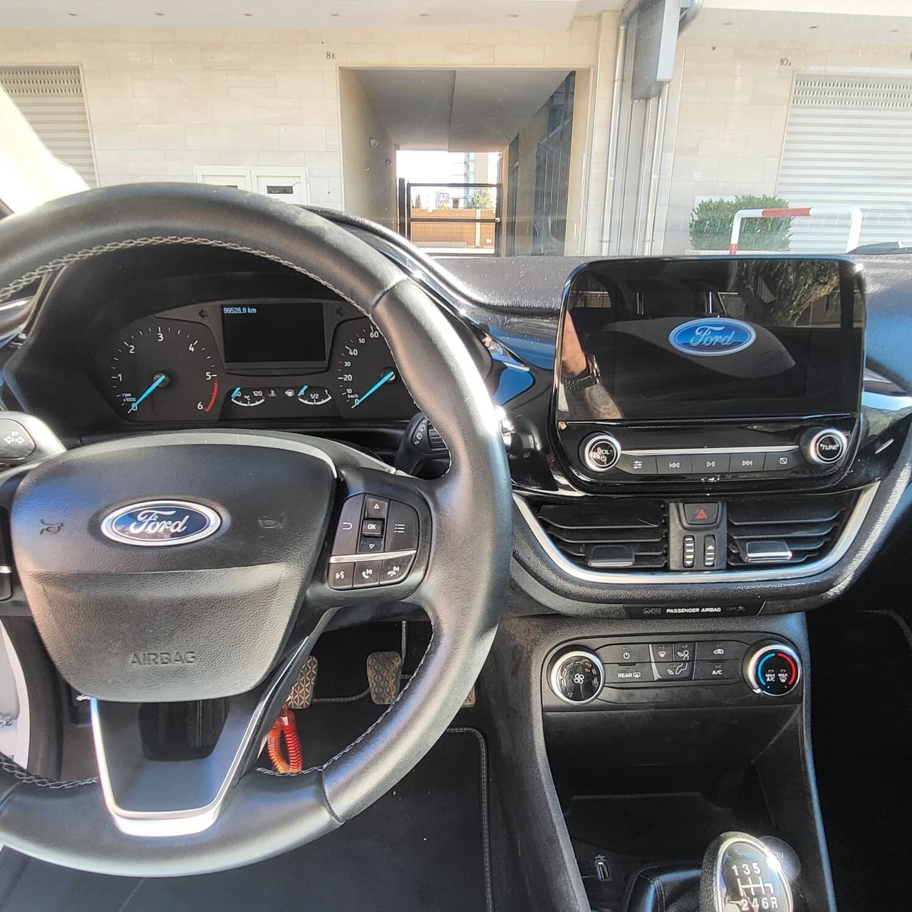 Ford Fiesta 1.5 TDCi 5 porte Business High