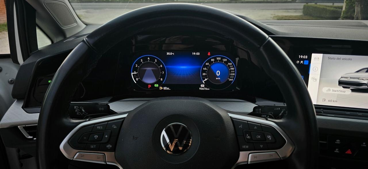 Volkswagen Golf eTSI EVO DSG - PERFETTA