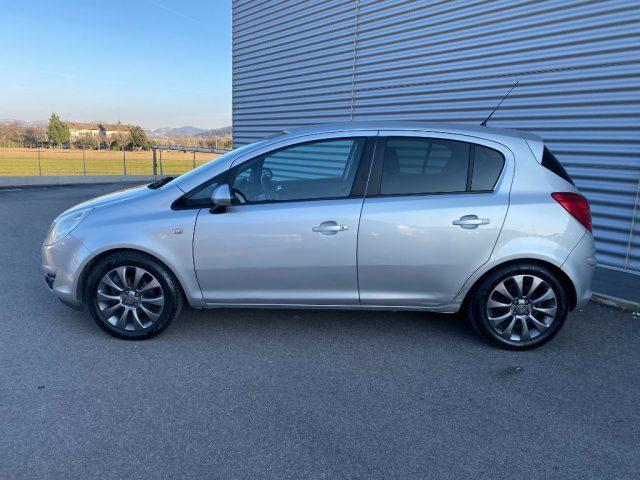 OPEL Corsa 1.2 80CV 5 porte GPL-TECH OK NEOPATENTATI