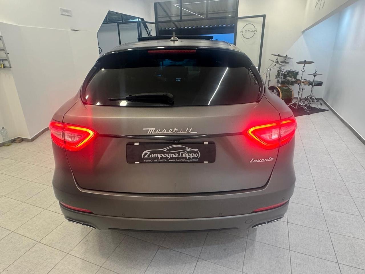 Maserati Levante 275CV TETTO 2017 IVA ESP