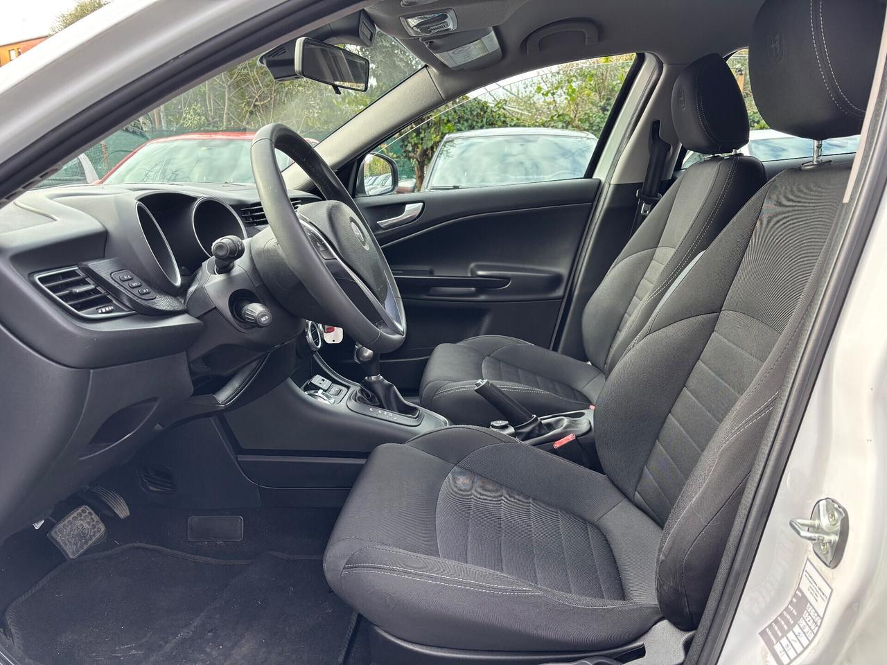 Alfa Romeo Giulietta 1.6 JTDm AUTOMATICA 120cv