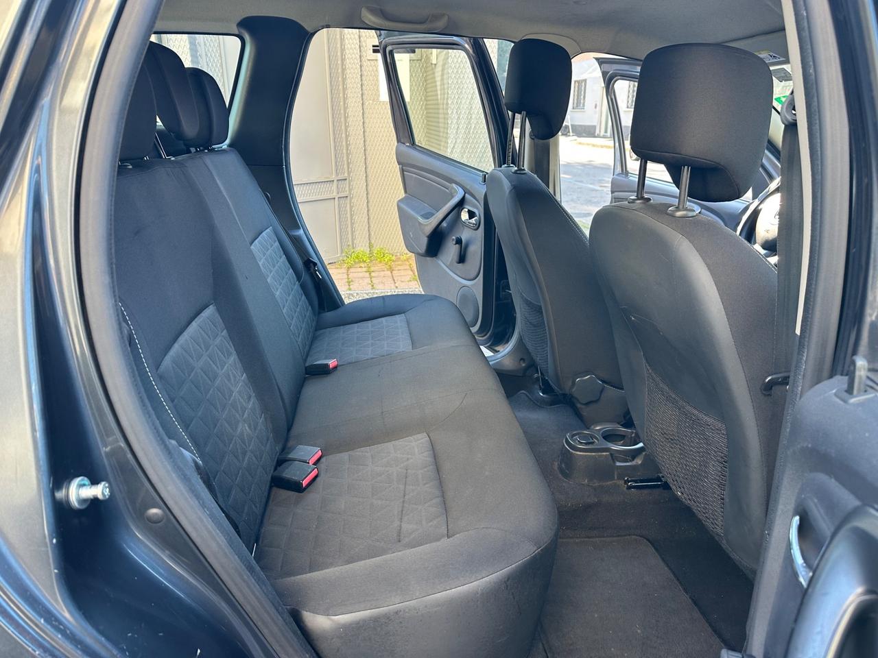 Dacia Duster 1.6 110CV 4x2 GPL Lauréate - ok neopatentati