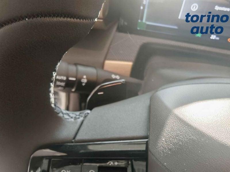 Lancia Ypsilon Ypsilon Hybrid e-DCT LX