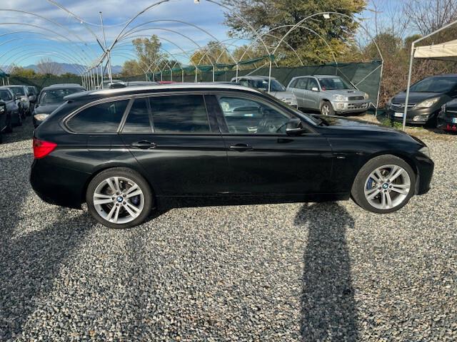 Bmw 320 320d Touring Sport automatica navigatore