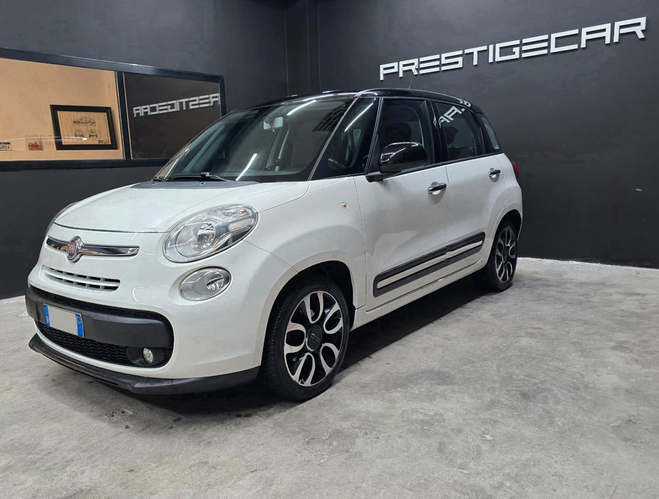 Fiat 500L 1300multijet Black e white luonge