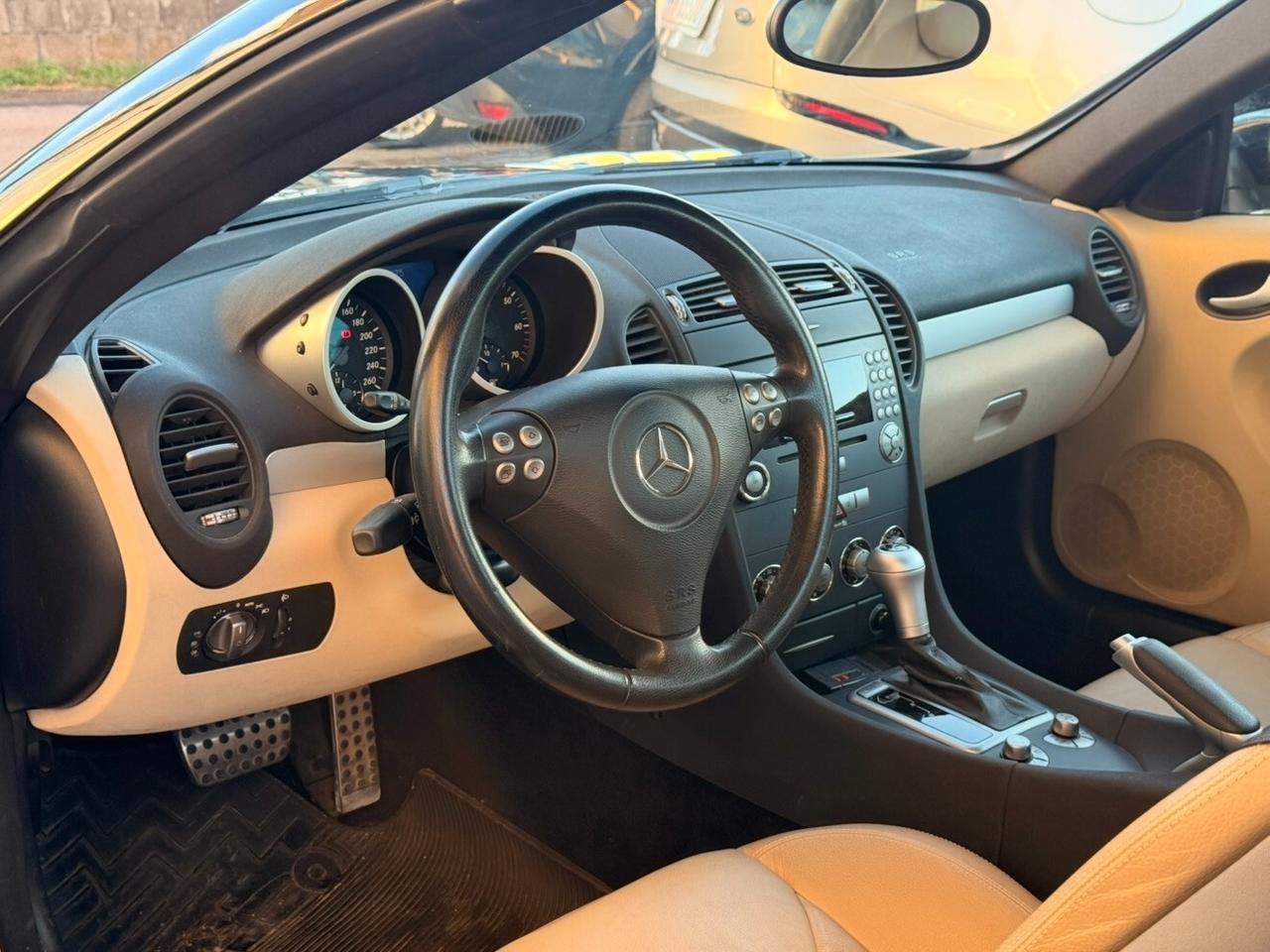 Mercedes-benz SLK 350