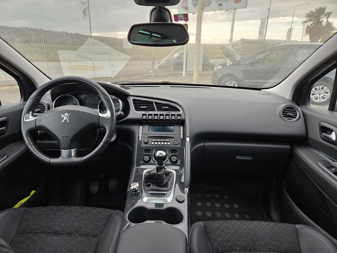 Peugeot 3008 130cv Allure - PARI AL NUOVO