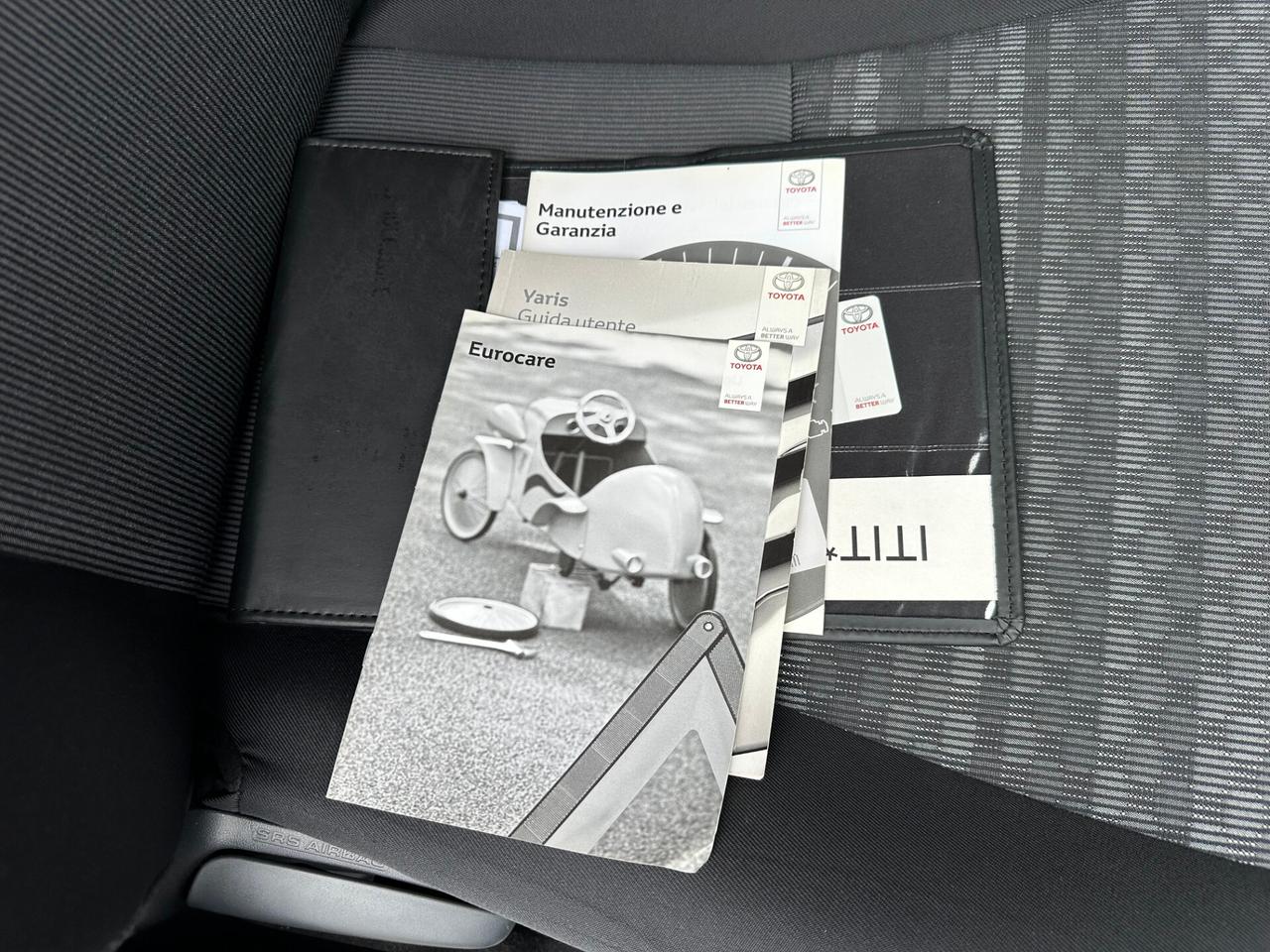 Toyota Yaris 5p 1.3 Lounge E6 OK NEOPATENTATO