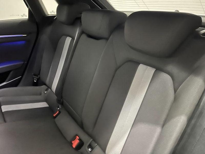 Audi A3 35 TFSI S tronic Business