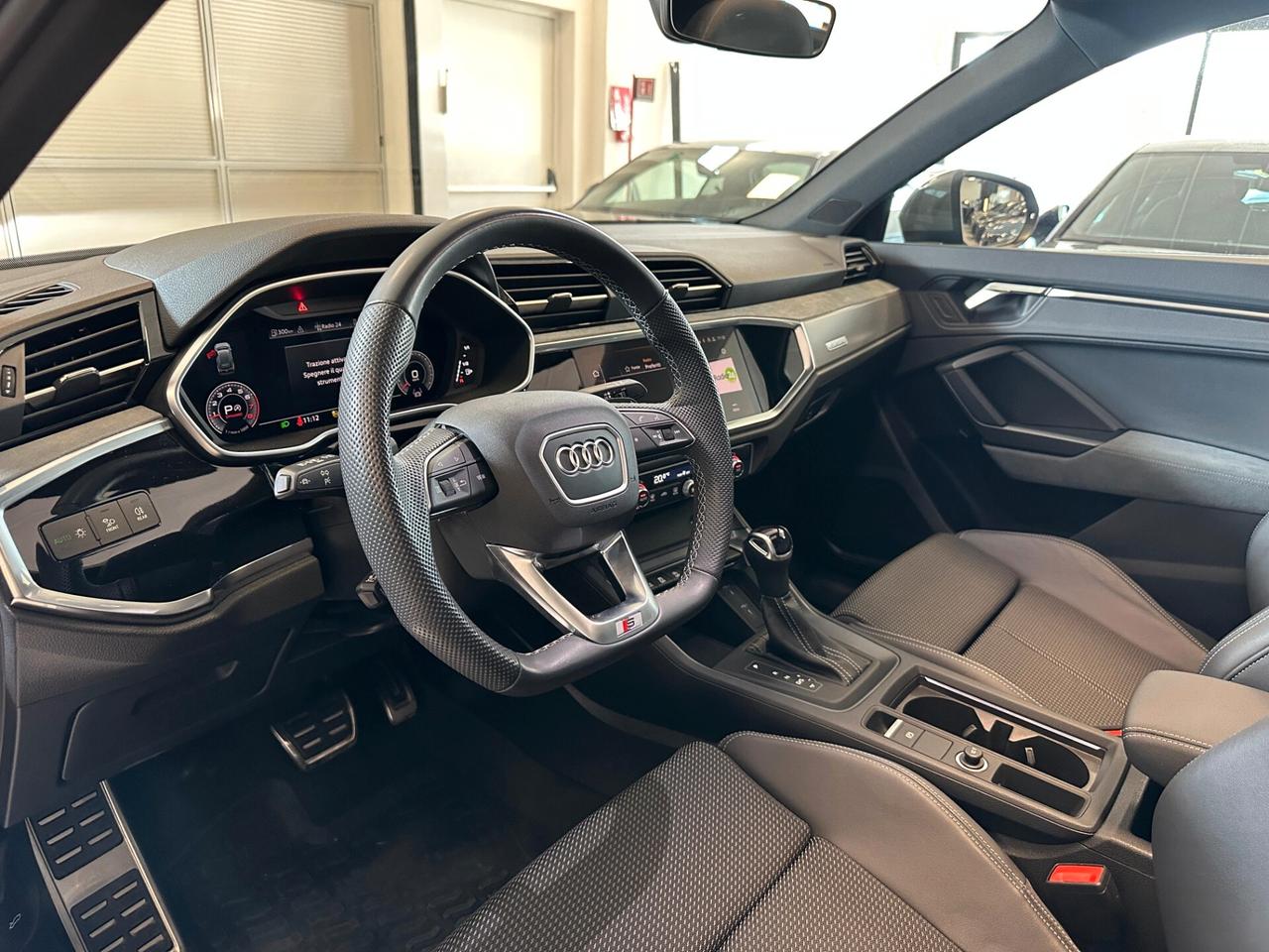 Audi Q3 40 TFSI quattro S tronic S line