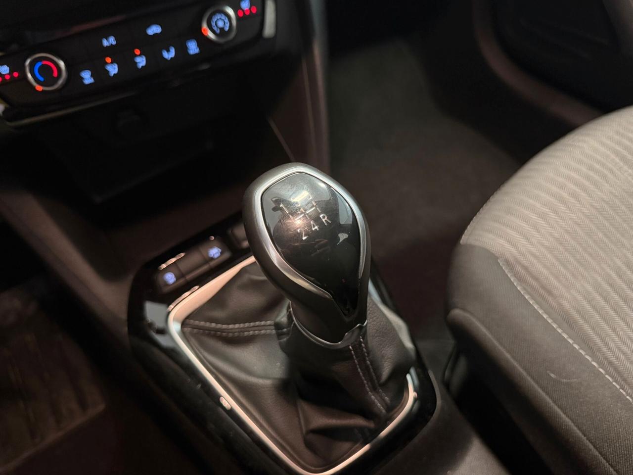Opel Corsa 1.2 Edition NEOPATENTATI