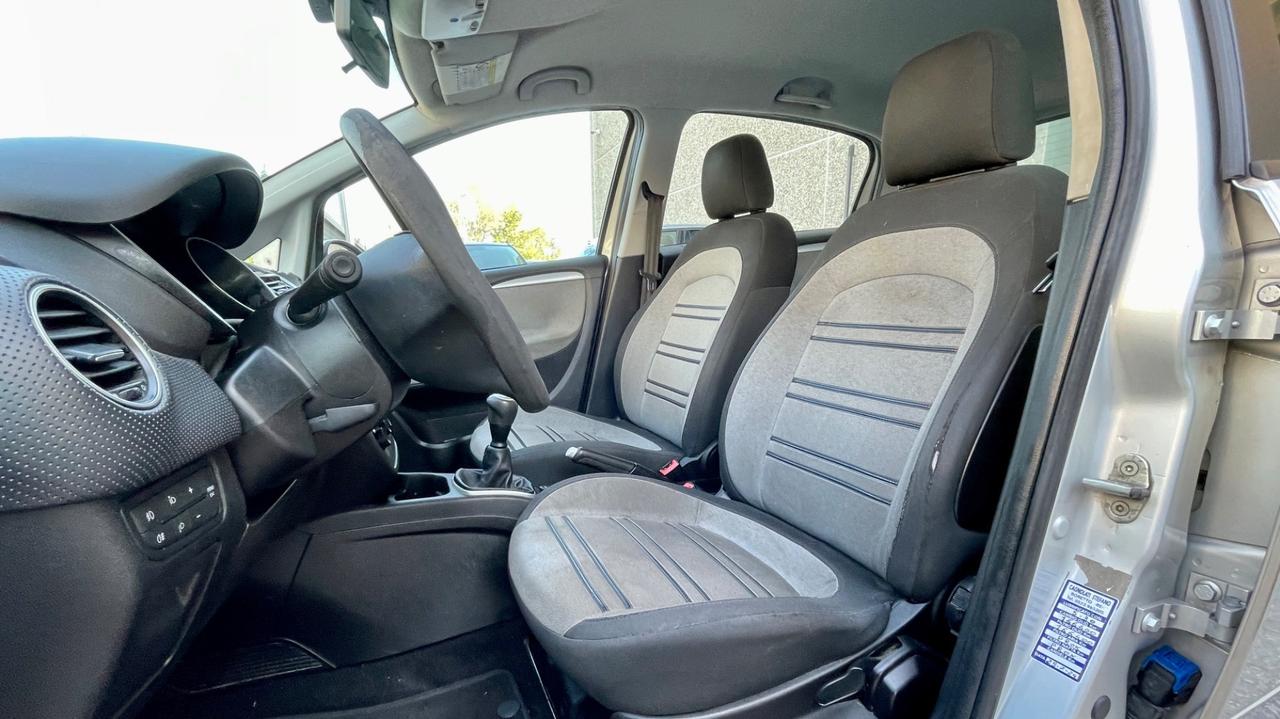 FIAT PUNTO EVO 1.3 MJT DYNAMIC 75CV - NEOPATENTATI