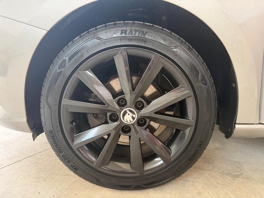 Skoda Fabia 1.0 MPI 75 CV Twin Color Design Edition Argento